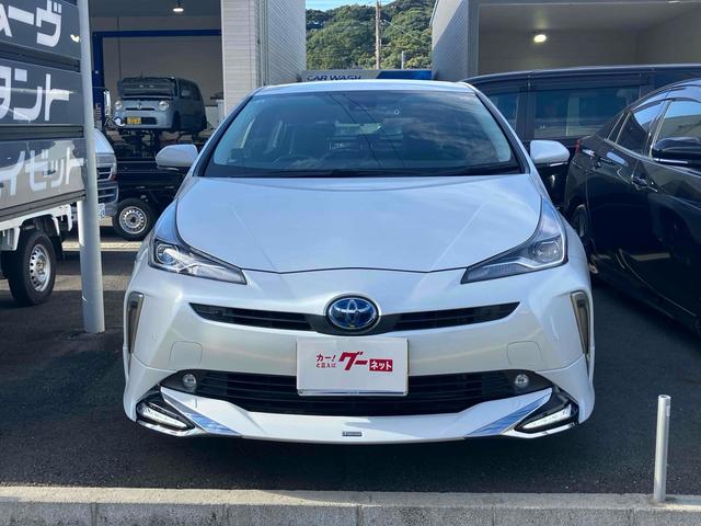 プリウス Ｓツーリングセレクション　ドライブレコーダー　ＥＴＣ　クリアランスソナー　レーンアシスト　オートクルーズコントロール　衝突被害軽減システム　バックカメラ　ナビ　ＴＶ　アルミホイール　オートマチックハイビーム　オートライト（13枚目）