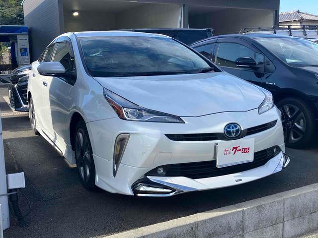 プリウス Ｓツーリングセレクション　ドライブレコーダー　ＥＴＣ　クリアランスソナー　レーンアシスト　オートクルーズコントロール　衝突被害軽減システム　バックカメラ　ナビ　ＴＶ　アルミホイール　オートマチックハイビーム　オートライト（18枚目）