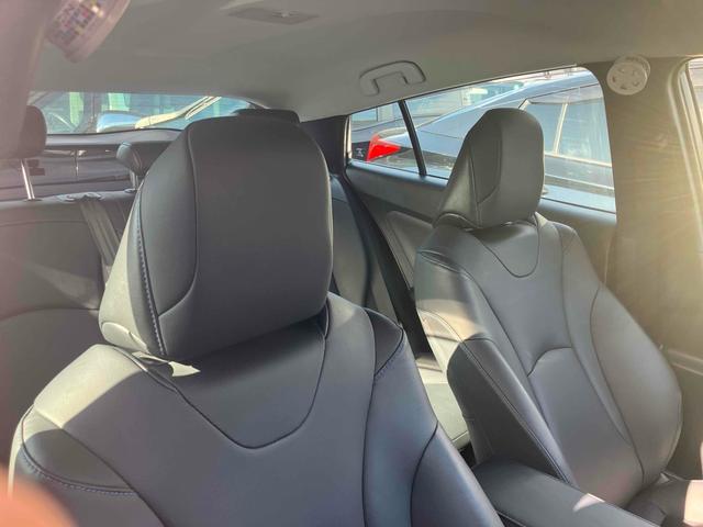 プリウス Ｓツーリングセレクション　ドライブレコーダー　ＥＴＣ　クリアランスソナー　レーンアシスト　オートクルーズコントロール　衝突被害軽減システム　バックカメラ　ナビ　ＴＶ　アルミホイール　オートマチックハイビーム　オートライト（55枚目）