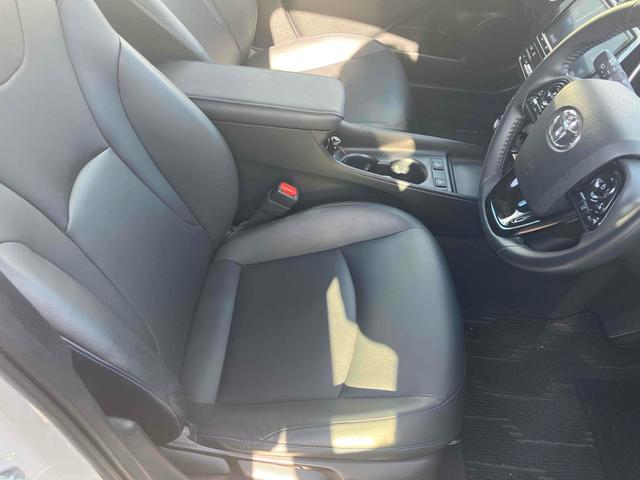 プリウス Ｓツーリングセレクション　ドライブレコーダー　ＥＴＣ　クリアランスソナー　レーンアシスト　オートクルーズコントロール　衝突被害軽減システム　バックカメラ　ナビ　ＴＶ　アルミホイール　オートマチックハイビーム　オートライト（56枚目）