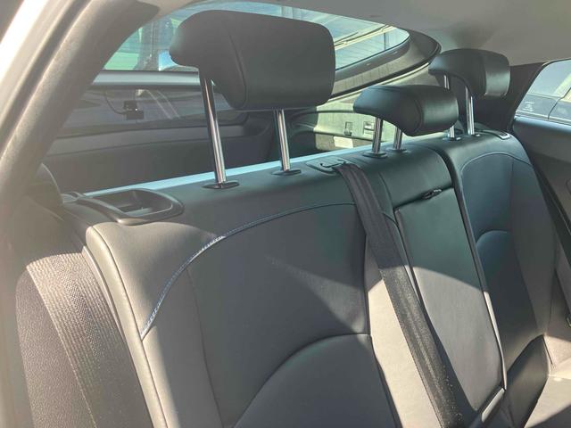 プリウス Ｓツーリングセレクション　ドライブレコーダー　ＥＴＣ　クリアランスソナー　レーンアシスト　オートクルーズコントロール　衝突被害軽減システム　バックカメラ　ナビ　ＴＶ　アルミホイール　オートマチックハイビーム　オートライト（58枚目）