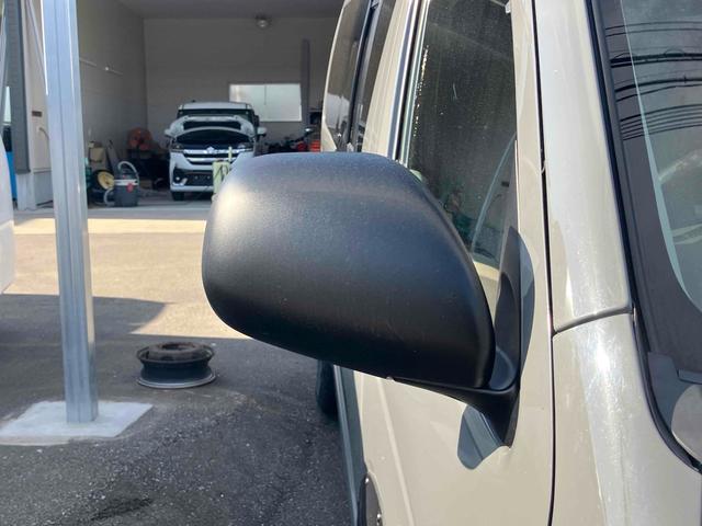 ハイエースバン 　ＥＴＣ　バックカメラ　ナビ　ＴＶ　両側スライドドア　オートライト　キーレスエントリー　電動格納ミラー　後席モニター　ＡＴ　ＣＤ　ＤＶＤ再生　ＵＳＢ　Ｂｌｕｅｔｏｏｔｈ　１００Ｖ電源　エアコン（29枚目）