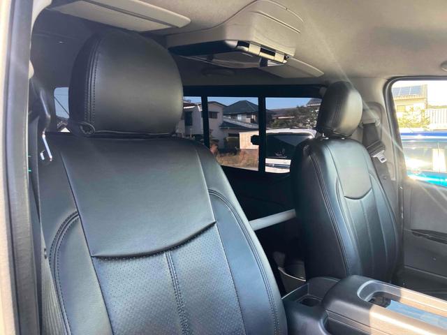 ハイエースバン 　ＥＴＣ　バックカメラ　ナビ　ＴＶ　両側スライドドア　オートライト　キーレスエントリー　電動格納ミラー　後席モニター　ＡＴ　ＣＤ　ＤＶＤ再生　ＵＳＢ　Ｂｌｕｅｔｏｏｔｈ　１００Ｖ電源　エアコン（63枚目）