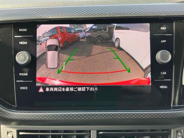 Ｔ－クロス ＴＳＩ　１ｓｔ　ドライブレコーダー　バックカメラ　クリアランスソナー　オートクルーズコントロール　パークアシスト　衝突被害軽減システム　ナビ　ＴＶ　オートライト　ＬＥＤヘッドランプ　アルミホイール　スマートキー（5枚目）