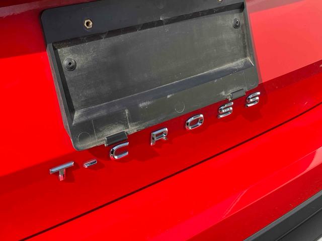 Ｔ－クロス ＴＳＩ　１ｓｔ　ドライブレコーダー　バックカメラ　クリアランスソナー　オートクルーズコントロール　パークアシスト　衝突被害軽減システム　ナビ　ＴＶ　オートライト　ＬＥＤヘッドランプ　アルミホイール　スマートキー（23枚目）