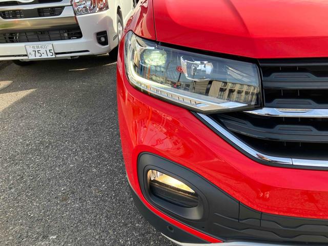 Ｔ－クロス ＴＳＩ　１ｓｔ　ドライブレコーダー　バックカメラ　クリアランスソナー　オートクルーズコントロール　パークアシスト　衝突被害軽減システム　ナビ　ＴＶ　オートライト　ＬＥＤヘッドランプ　アルミホイール　スマートキー（32枚目）