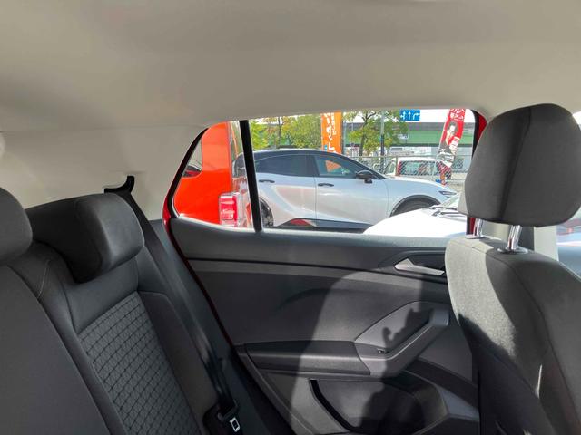 Ｔ－クロス ＴＳＩ　１ｓｔ　ドライブレコーダー　バックカメラ　クリアランスソナー　オートクルーズコントロール　パークアシスト　衝突被害軽減システム　ナビ　ＴＶ　オートライト　ＬＥＤヘッドランプ　アルミホイール　スマートキー（58枚目）