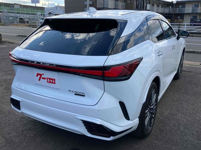 ＲＸ ＲＸ５００ｈ　Ｆスポーツパフォーマンス　４ＷＤ　全周囲カメラ　クリアランスソナー　オートクルーズコントロール　レーンアシスト　パワーシート　パークアシスト　衝突被害軽減システム　サンルーフ　ナビ　ＴＶ　オートマチックハイビーム　オートライト（15枚目）