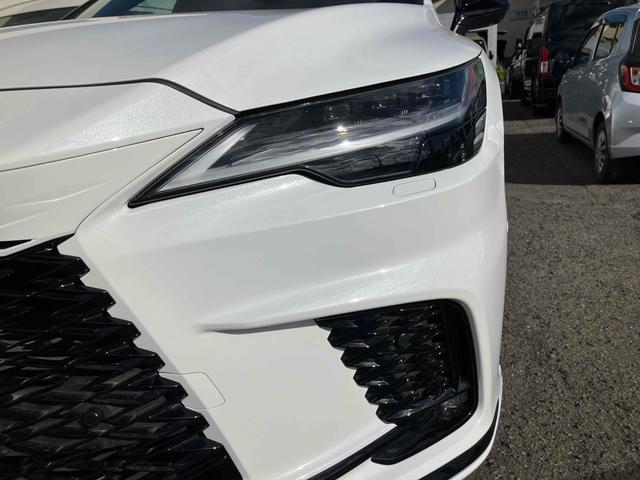 ＲＸ ＲＸ５００ｈ　Ｆスポーツパフォーマンス　４ＷＤ　全周囲カメラ　クリアランスソナー　オートクルーズコントロール　レーンアシスト　パワーシート　パークアシスト　衝突被害軽減システム　サンルーフ　ナビ　ＴＶ　オートマチックハイビーム　オートライト（32枚目）