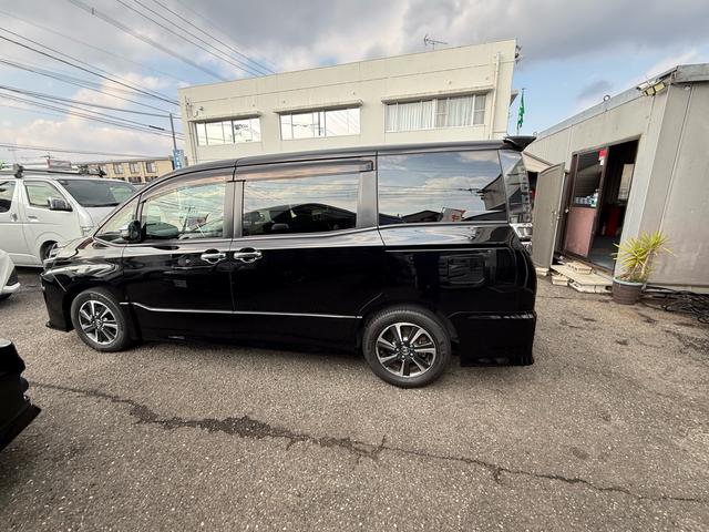 ヴォクシー ＺＳ　煌ＩＩＩ　両側電動スライド　９型ナビ　後席モニター　　セーフティセンス　禁煙車　ハーフレザーシート　ドラレコ　コーナーセンサー　ＬＥＤヘッド／フォグランプ　ビルトインＥＴＣ　クルコン　オートハイビーム（12枚目）