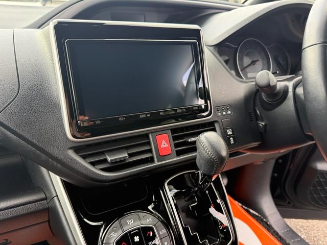ヴォクシー ＺＳ　煌ＩＩＩ　両側電動スライド　９型ナビ　後席モニター　　セーフティセンス　禁煙車　ハーフレザーシート　ドラレコ　コーナーセンサー　ＬＥＤヘッド／フォグランプ　ビルトインＥＴＣ　クルコン　オートハイビーム（19枚目）