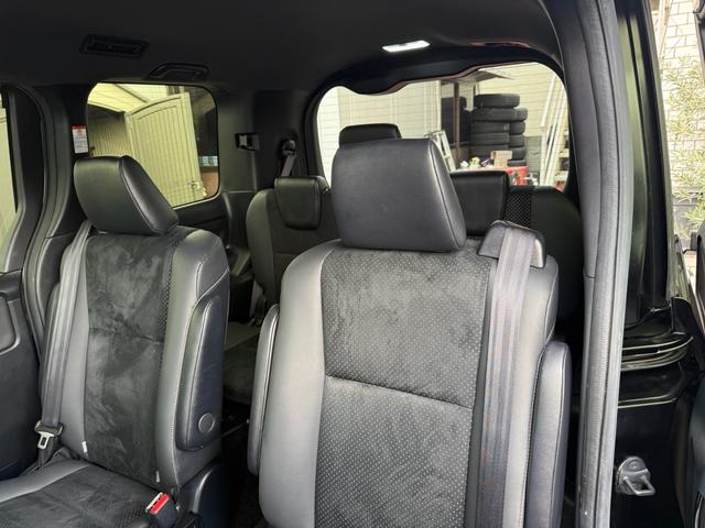 ヴォクシー ＺＳ　煌ＩＩＩ　両側電動スライド　９型ナビ　後席モニター　　セーフティセンス　禁煙車　ハーフレザーシート　ドラレコ　コーナーセンサー　ＬＥＤヘッド／フォグランプ　ビルトインＥＴＣ　クルコン　オートハイビーム（21枚目）