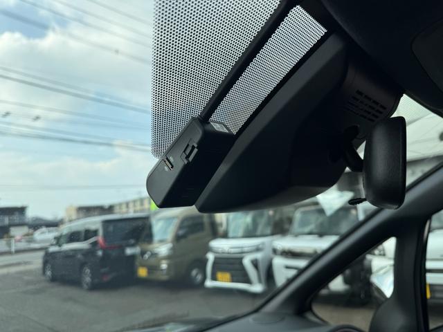 ヴォクシー ＺＳ　煌ＩＩＩ　両側電動スライド　９型ナビ　後席モニター　　セーフティセンス　禁煙車　ハーフレザーシート　ドラレコ　コーナーセンサー　ＬＥＤヘッド／フォグランプ　ビルトインＥＴＣ　クルコン　オートハイビーム（35枚目）