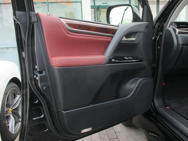 LX570 リヤシートエンターテインメント オプション21AW ドライブレコーダー ガーネットセミアニリンレザー ムーンルーフ 寒冷地仕様 パワーバックドア クールボックス 三眼LEDライト パノラミックビュー(40枚目)