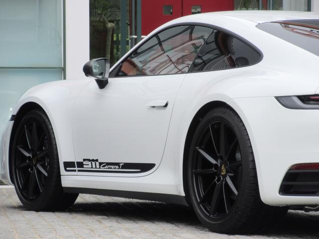 ９１１ ９１１カレラＴ　ＰＤＫ　１オーナー　スポーツクロノＰＫＧ　スポーツエグゾースト　２０／２１インチカレラＳホイ―ル（サテンブラック）　ＰＡＳＭ付スポーツサスペンション　軽量遮音プライバシーガラス　ＬＥＤヘッドライト（15枚目）
