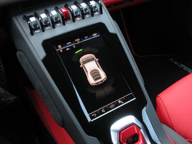 ウラカン ＥＶＯクーペ　登録済未使用車　ステルスプロテクションフィルム　Ｎａｒｖｉ２０インチＡＷ　ガラスエンジンボンネット　スタイリングＰＫＧ　スポルティーボバイカラーレザー　ヘッドレストステッチ　フル電動ヒーテッドシート（37枚目）