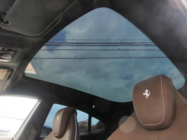 プロサングエ ベースグレード　ＯＰ２３００　スペシャルＰＫＧ　内外装カーボン　ＯＰエクステリア＆インテリアカラー　ディマブルルーフ　カーボンエクステリアカーボンコッパーインサート　カーボンドアパネル　フロントリフター　ＯＰ鍛造ＡＷ（36枚目）