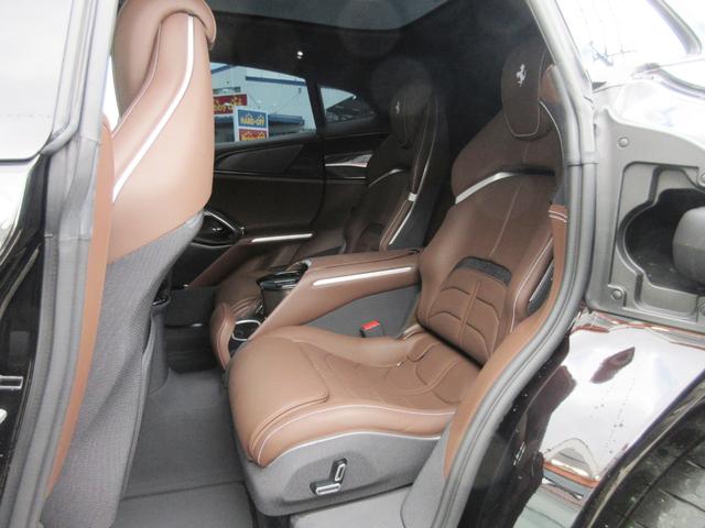 プロサングエ ベースグレード　ＯＰ２３００　スペシャルＰＫＧ　内外装カーボン　ＯＰエクステリア＆インテリアカラー　ディマブルルーフ　カーボンエクステリアカーボンコッパーインサート　カーボンドアパネル　フロントリフター　ＯＰ鍛造ＡＷ（37枚目）