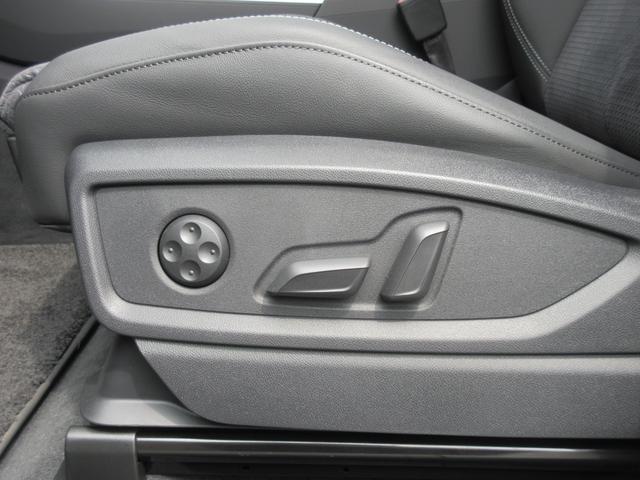 Ｑ５スポーツバック ４０ＴＤＩクワトロ　Ｓライン　Ｓライン　１９インチ５ツインスポークスターデザインホイール　マトリクスＬＥＤヘッドライト　ダイナミカ＆レザースポーツシート　シートヒーター　ダイナミックサスペンション　ドラレコ（25枚目）