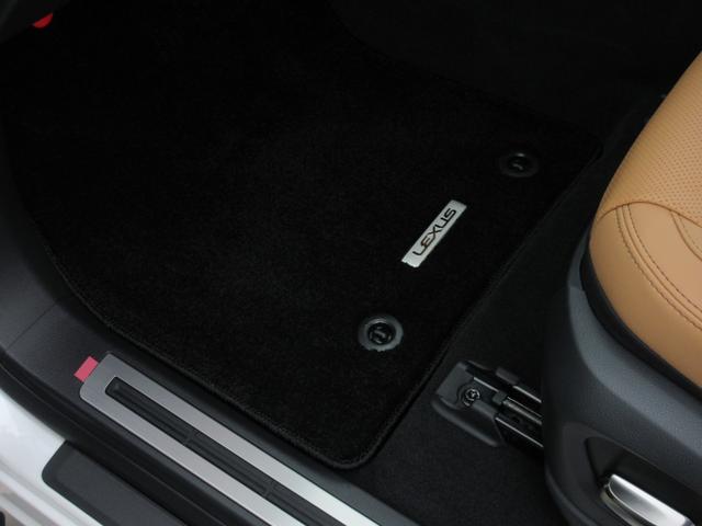 ＬＸ ＬＸ６００　１オーナー　モデリスタエアロ　ＯＰ２２インチＡＷ　マークレビンソン　ムーンルーフ　ルーフレール　セミアニリン本革シート　シートヒーター＆ベンチレーション　クールボックス（41枚目）