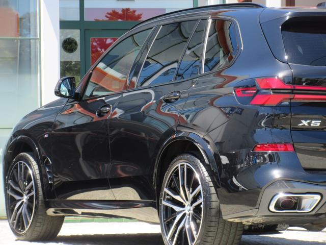 Ｘ５ ｘＤｒｉｖｅ　４０ｄ　Ｍスポーツ　１オーナー　スポーツＰＫＧ　２２インチＡＷ　カーボンミラー　カーボントリム　エクステンデットレザーメリノ　シートヒーター＆ベンチレーション＆マッサージ　ハーマンカードンサウンド（17枚目）