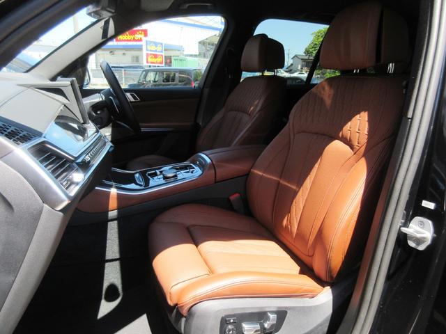 Ｘ５ ｘＤｒｉｖｅ　４０ｄ　Ｍスポーツ　１オーナー　スポーツＰＫＧ　２２インチＡＷ　カーボンミラー　カーボントリム　エクステンデットレザーメリノ　シートヒーター＆ベンチレーション＆マッサージ　ハーマンカードンサウンド（24枚目）