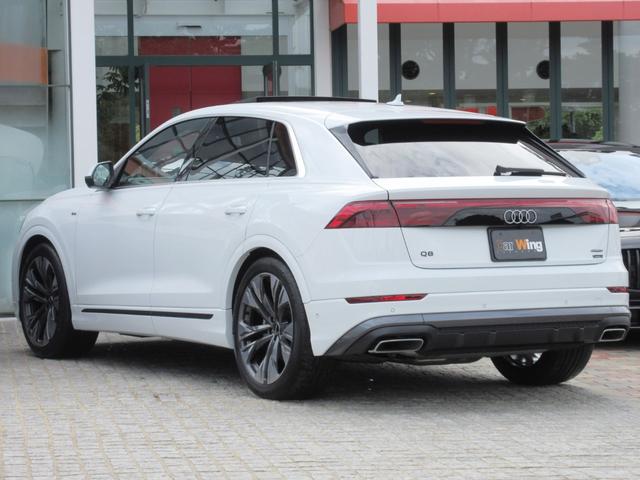 Ｑ８ ５５ＴＦＳＩクワトロ　Ｓライン　１オーナー車　パノラマサンルーフ　コンフォートアシスタンスＰＫＧ　レザーＰＫＧ　バルコナレザー　シートヒーター＆ベンチレーション＆マッサージ機能　オールホイールステアリング（15枚目）