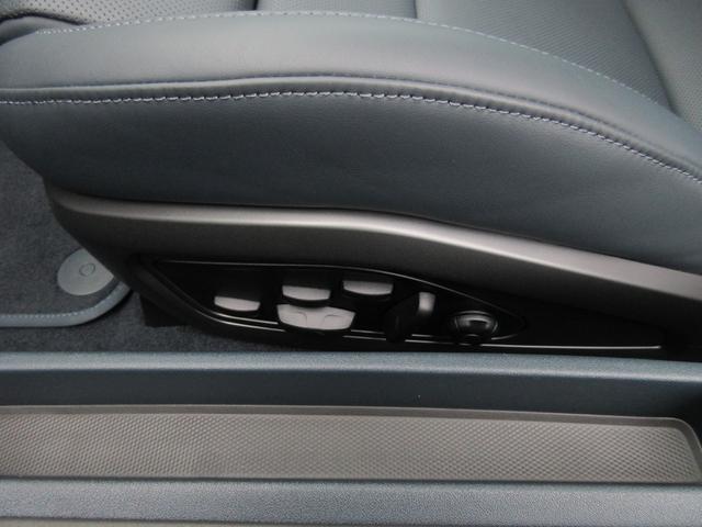 ９１１ ９１１ターボＳ　スポーツクロノＰ　フロントリフター　２０／２１インチＡＷ　　ＰＣＣＢ　プライバシーガラス　レザーインテリア　シートヒーター＆ベンチレーション　ナイトビューアシスト　レーンチェンジアシスト（36枚目）