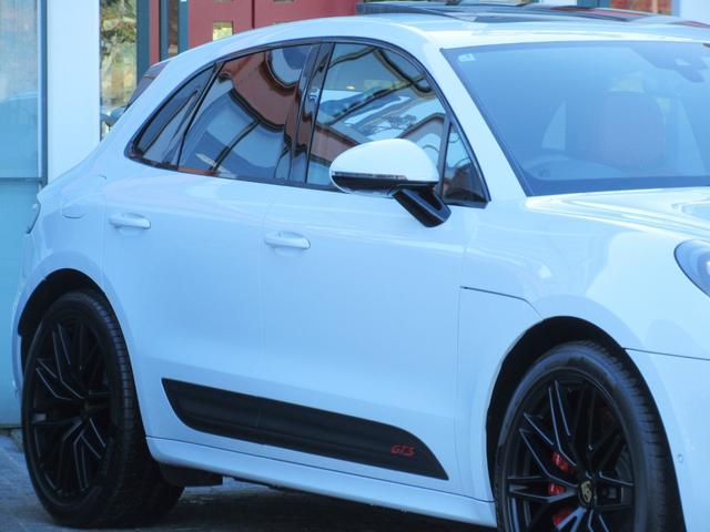 マカン マカンＧＴＳ　パノラマルーフ　２１インチＡＷ　拡張レザーＰＫＧ　シートベンチレーション　１８ｗａｙアダプティブスポーツシート　メーター＆クロノ（ボルドーレッド）　スポーツエグゾースト　エアサス（11枚目）