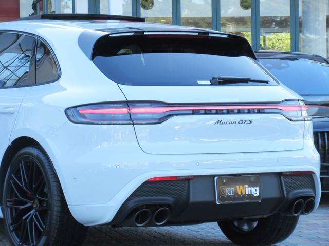 マカン マカンＧＴＳ　パノラマルーフ　２１インチＡＷ　拡張レザーＰＫＧ　シートベンチレーション　１８ｗａｙアダプティブスポーツシート　メーター＆クロノ（ボルドーレッド）　スポーツエグゾースト　エアサス（17枚目）