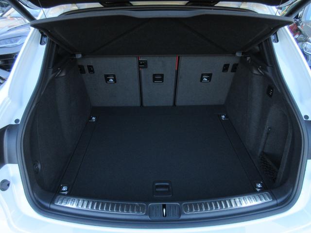 マカン マカンＧＴＳ　パノラマルーフ　２１インチＡＷ　拡張レザーＰＫＧ　シートベンチレーション　１８ｗａｙアダプティブスポーツシート　メーター＆クロノ（ボルドーレッド）　スポーツエグゾースト　エアサス（23枚目）