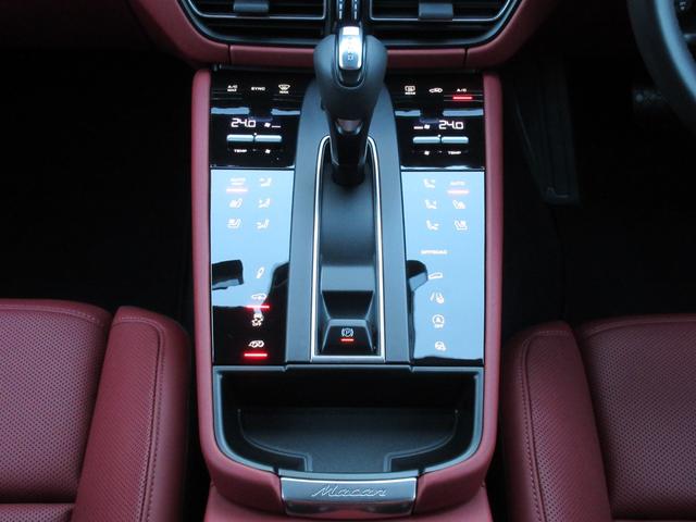 マカン マカンＧＴＳ　パノラマルーフ　２１インチＡＷ　拡張レザーＰＫＧ　シートベンチレーション　１８ｗａｙアダプティブスポーツシート　メーター＆クロノ（ボルドーレッド）　スポーツエグゾースト　エアサス（45枚目）
