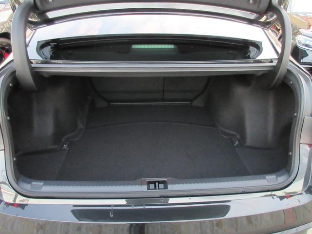 IS IS300 FスポーツモードブラックIII 特別仕様車 ムーンルーフ 19インチ鍛造AW オレンジキャリパー パノラミックビューモニター 三眼LEDヘッドランプ ウルトラスエード&Ltexシート(ヒーター&ベンチレーター)(23枚目)