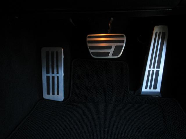 IS IS300 FスポーツモードブラックIII 特別仕様車 ムーンルーフ 19インチ鍛造AW オレンジキャリパー パノラミックビューモニター 三眼LEDヘッドランプ ウルトラスエード&Ltexシート(ヒーター&ベンチレーター)(34枚目)