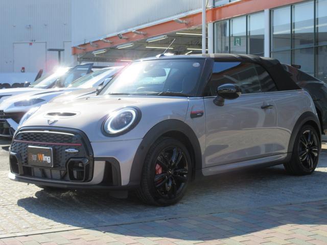 MINI JCW コンバーチブルプレミアム+P JCWトリム JCWトリム MINI Yoursソフトトップ 17インチAW LEDヘッドライト シートヒーター アンビエントライト MINIドライビングモード リアビューカメラ PDC ACC HUD(13枚目)