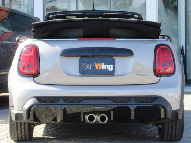 MINI JCW コンバーチブルプレミアム+P JCWトリム JCWトリム MINI Yoursソフトトップ 17インチAW LEDヘッドライト シートヒーター アンビエントライト MINIドライビングモード リアビューカメラ PDC ACC HUD(18枚目)