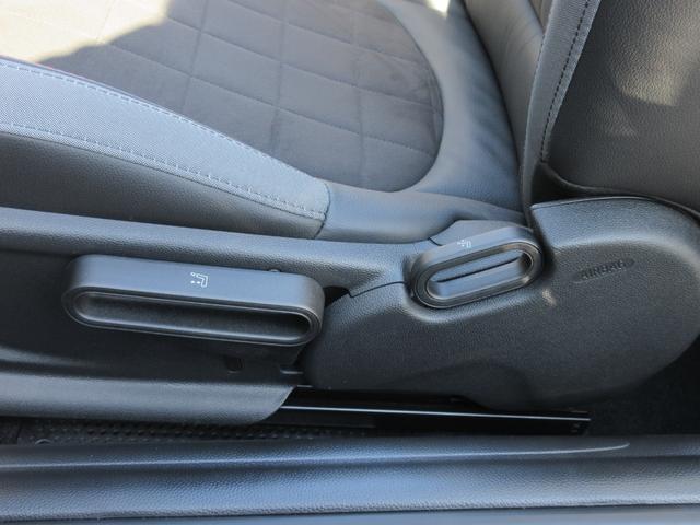 MINI JCW コンバーチブルプレミアム+P JCWトリム JCWトリム MINI Yoursソフトトップ 17インチAW LEDヘッドライト シートヒーター アンビエントライト MINIドライビングモード リアビューカメラ PDC ACC HUD(23枚目)