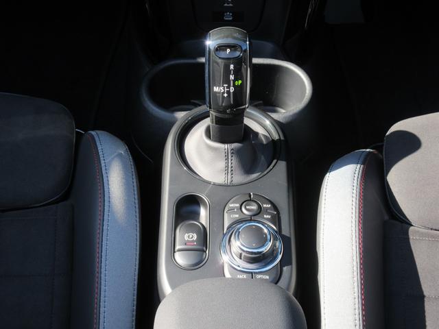 MINI JCW コンバーチブルプレミアム+P JCWトリム JCWトリム MINI Yoursソフトトップ 17インチAW LEDヘッドライト シートヒーター アンビエントライト MINIドライビングモード リアビューカメラ PDC ACC HUD(46枚目)