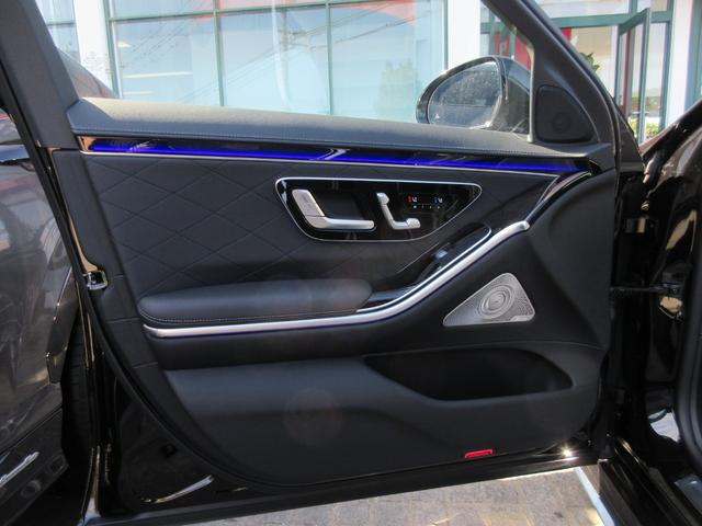 Sクラス S450d 4マチック AMGラインパッケージ 1オーナー AMGラインPKG レザーエクスクルーシブPKG ドライバーズPKG パノラミックスライディングルーフ Burmester AMG20インチAW リアアクスルステアリング ナッパレザー(27枚目)