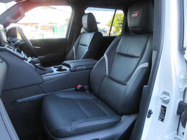 ランドクルーザー ＧＲスポーツ　１オーナー　クールボックス　寒冷地仕様　タイヤ空気圧警報システム（ＴＰＷＳ）　ムーンルーフ　パノラミックビューモニター　本革シート　シートヒーター＆ベンチレーション（31枚目）