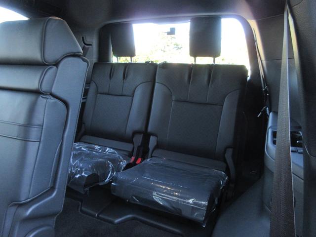 ランドクルーザー ＧＲスポーツ　１オーナー　クールボックス　寒冷地仕様　タイヤ空気圧警報システム（ＴＰＷＳ）　ムーンルーフ　パノラミックビューモニター　本革シート　シートヒーター＆ベンチレーション（36枚目）