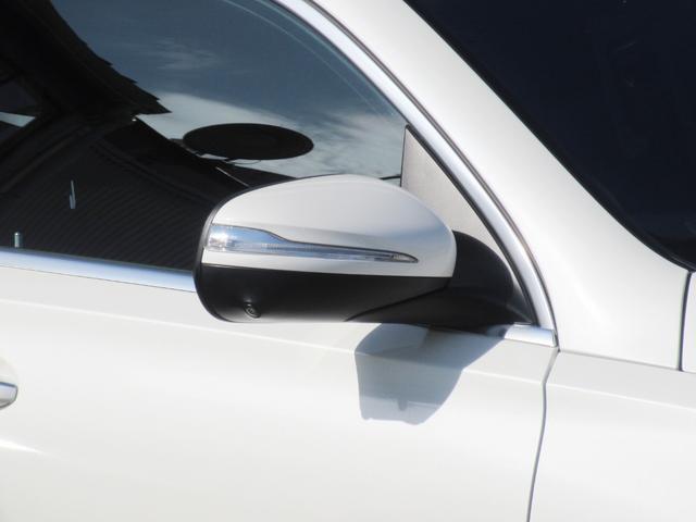 電動調整・可倒式ドアミラー