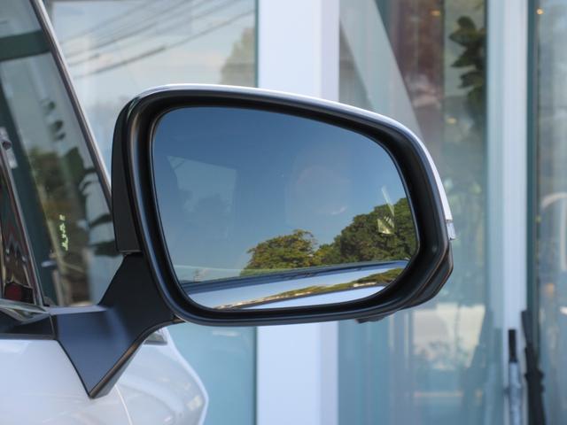 ヴェルファイアハイブリッド Ｚ　プレミア　１３．２型後席有機ＥＬディスプレイ　左右独立ムーンルーフ　１９インチＡＷ　プレミアムナッパ本革シート　シートヒーター＆ベンチレーション　デジタルインナーミラー　ドラレコ前後方（17枚目）