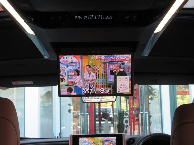 ヴェルファイアハイブリッド Ｚ　プレミア　１３．２型後席有機ＥＬディスプレイ　左右独立ムーンルーフ　１９インチＡＷ　プレミアムナッパ本革シート　シートヒーター＆ベンチレーション　デジタルインナーミラー　ドラレコ前後方（35枚目）