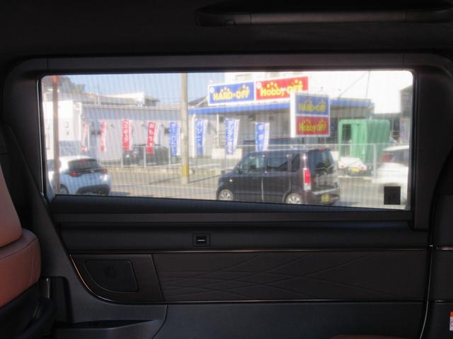 ヴェルファイアハイブリッド Ｚ　プレミア　１３．２型後席有機ＥＬディスプレイ　左右独立ムーンルーフ　１９インチＡＷ　プレミアムナッパ本革シート　シートヒーター＆ベンチレーション　デジタルインナーミラー　ドラレコ前後方（36枚目）