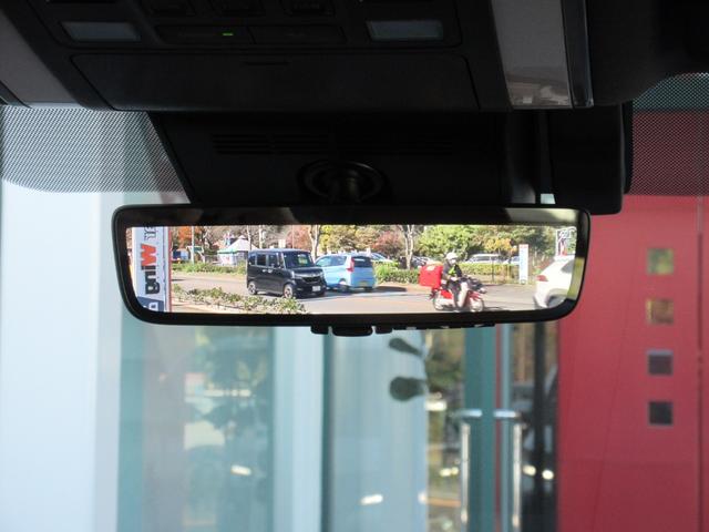 ヴェルファイアハイブリッド Ｚ　プレミア　１３．２型後席有機ＥＬディスプレイ　左右独立ムーンルーフ　１９インチＡＷ　プレミアムナッパ本革シート　シートヒーター＆ベンチレーション　デジタルインナーミラー　ドラレコ前後方（49枚目）