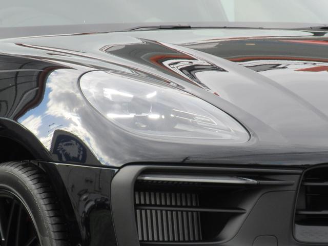 ポルシェダイナミックライトシステム（ＰＤＬＳ）付きＬＥＤヘッドライト・ブラック