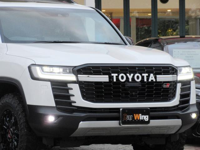 ランドクルーザー ＧＲスポーツ　ＭＯＰ１２．３インチナビ　ＪＢＬプレミアムサウンド　マルチテレインモニター　ルーフレール（ブラック）　ムーンルーフ　本革シート　シートヒーター＆ベンチレーション　ＧＲフロアマット（4枚目）