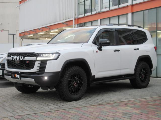 ランドクルーザー ＧＲスポーツ　ＭＯＰ１２．３インチナビ　ＪＢＬプレミアムサウンド　マルチテレインモニター　ルーフレール（ブラック）　ムーンルーフ　本革シート　シートヒーター＆ベンチレーション　ＧＲフロアマット（20枚目）