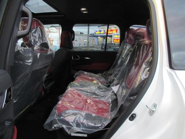 ランドクルーザー ＧＲスポーツ　ＭＯＰ１２．３インチナビ　ＪＢＬプレミアムサウンド　マルチテレインモニター　ルーフレール（ブラック）　ムーンルーフ　本革シート　シートヒーター＆ベンチレーション　ＧＲフロアマット（34枚目）